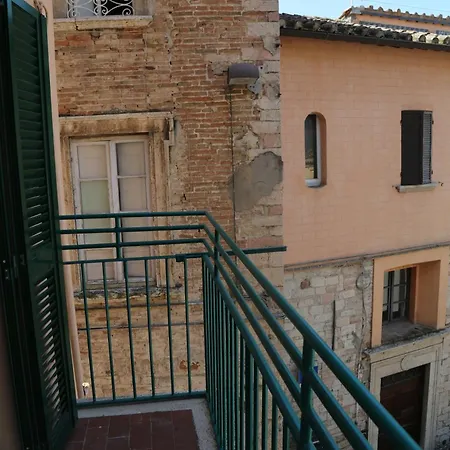 Nel Cuore Del Centro Storico In Piazzetta W Ac Apartment *